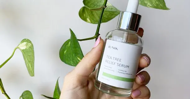 iUNIK Tea Tree Relief Serum: Serum Ampuh untuk Kulit Berjerawat dan Sensitif